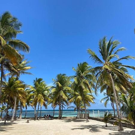 Le Cottage De Castaing Sur Plage Privee Сент-Анн Экстерьер фото