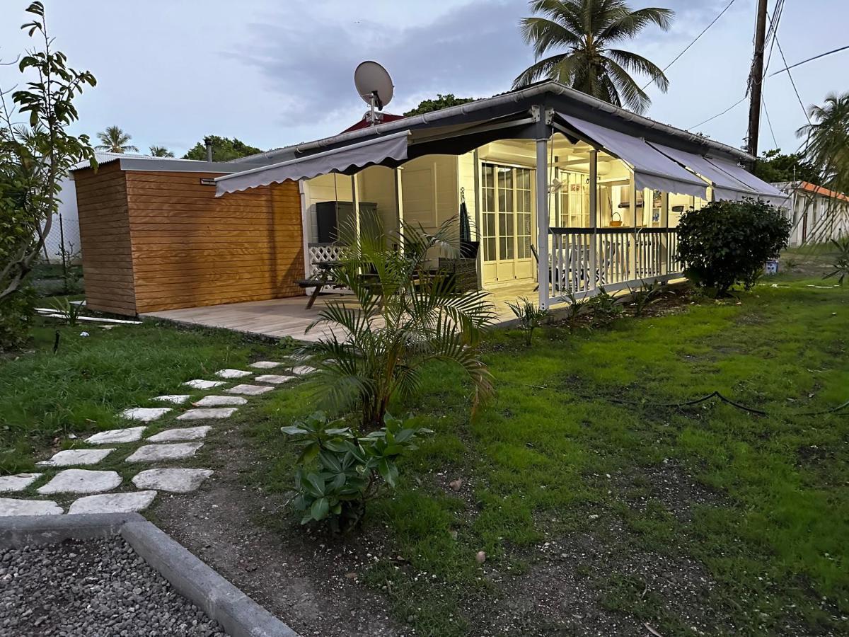Le Cottage De Castaing Sur Plage Privee Сент-Анн Экстерьер фото