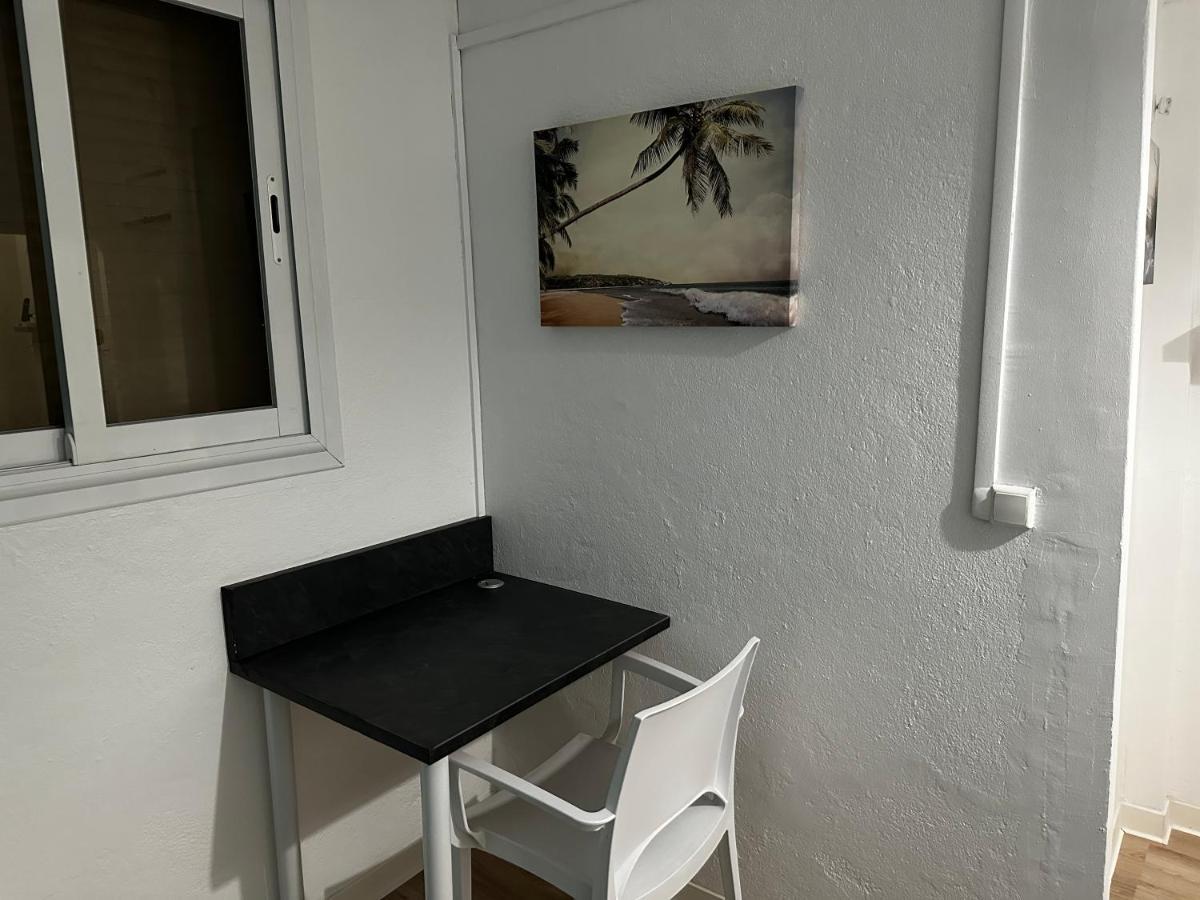Le Cottage De Castaing Sur Plage Privee Сент-Анн Экстерьер фото